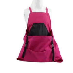 Tablier de jardinage imperméable avec grande poche avant et boucles réglables pour la récolte.