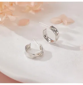 Boucles d'oreilles créoles irrégulières en argent sterling 925 style minimaliste