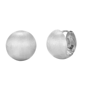 Minimalistische oorbellen met geborstelde ronde bal in zilverkleur, elegant geometrisch sieraad.