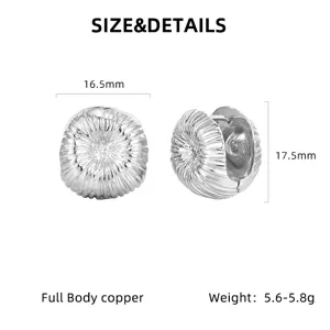 Pendientes de aro de cobre cepillado con textura única, joyería ligera de 16.5x17.5mm.