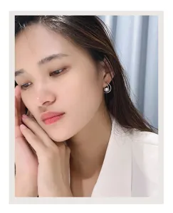 Elegante S925 silber vergoldete Perle Doppelcreolen, minimalistischer koreanischer Stil.