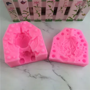 3D silicone unicorn mold detail view, perfect for fondant, cake decorating, and baking crafts.