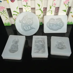 Siliconen Hanger Vorm Spiegeloppervlak Boeddha Guanyin Lang Leven Slot Geluksvis Patroon DIY Hars Sieraden Ambachtelijke Vorm Glanzende Bakvorm