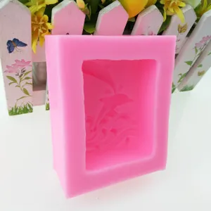 Stampo in silicone rosa con design a onde di delfino per cioccolato fai da te e dolci