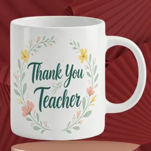 Tazza da caffè in ceramica bianca con design floreale a corona, regalo ideale per docenti.