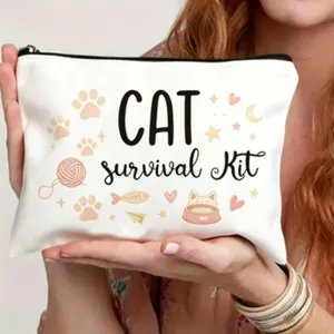 Detailansicht der weißen Canvas Katzenset Kosmetiktasche mit Reißverschluss, niedliches Design.
