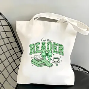 Sac cabas en toile blanc avec imprimé léopard vert et lettres, sac à main littéraire confortable.