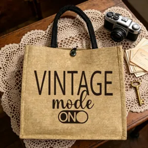 Vintage Jute Shopper Tasche mit grossem Fassungsvermoegen, robuster Leinenstoff fuer Alltag.