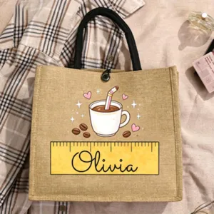 Personalisierte Jute-Tragetasche mit süßem Kaffeetassen-Druck und Namen für Alltag