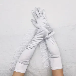 Weiße Satin Fransen lange Handschuhe für 1920er Party, Latein Tanz und Vintage Ball.