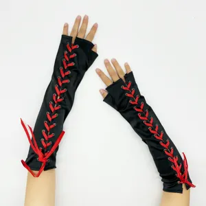 Gants longs noirs sans doigts avec lacet ruban rouge, style gothique et lolita chic.