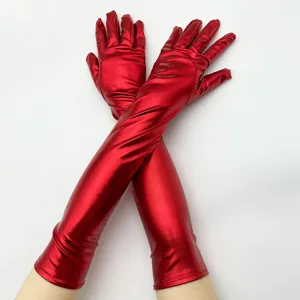 Gants longs métalliques rouges en cuir vernis brillant pour fête spectacle et costume