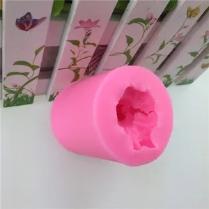3D pink silicone bear mold for fondant cake and candle baking, detailed cavity design.