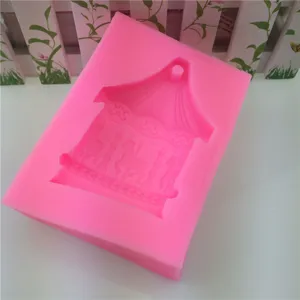 Rosa Karussell Silikonform mit Loch, ideal fur DIY Gips, Kuchen und handgemachte Dekoration.