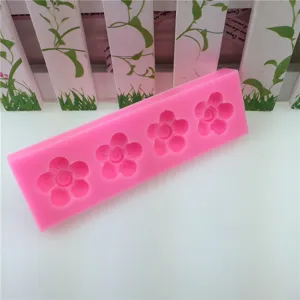 Rosa 4-Kavitäten Blumen Silikonform für Fondant Kuchen Backen und DIY Dekoration.