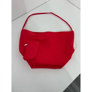 Borsa a tracolla in nylon rosso con pochette grande capacità borsa tote casual da donna quotidiana