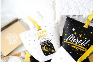 Christmas gold-stamped pillow paper candy boxes, stylish packaging for biscuits and gifts.