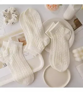 White lace mesh women socks, summer breathable sweet style short ankle socks for daily wear