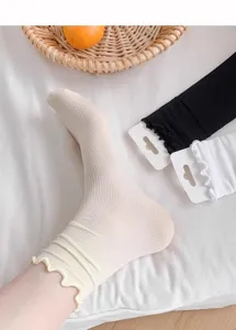 Sommer dünne Damen Rüschen Eisseide Socken atmungsaktiv Mittelschlauch Freizeit weiß schwarz