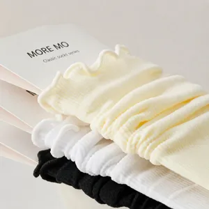 Damen Rüschen Eisseide Stacksocken, Sommer dünne atmungsaktive Wadenstrümpfe mit Rüschen für Alltag.
