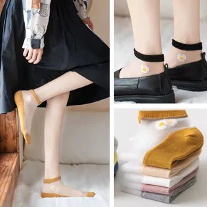 Women Daisy Crystal Silk Ankle Socks Transparent Thin Boat Socks Cotton Bottom Breathable Sweet Floral Embroidered Hosiery