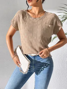 Casual textured knit short sleeve top with pocket for women, solid color chic tee.