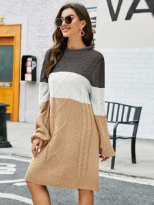 Gemütlicher Damen Blockstreifen Strickpullover, lässiges oversized Langarm Strickkleid.