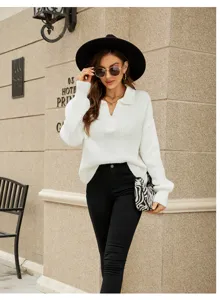 Witte ribgebreide trui met polokraag en lange mouwen voor stijlvolle dagelijkse comfortabele outfits.