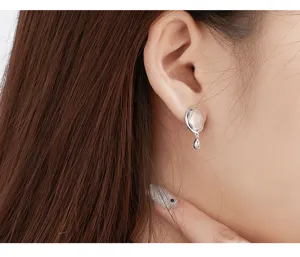 Elegantes pendientes de plata 925 con un diseño de lágrima delicado para el uso diario.