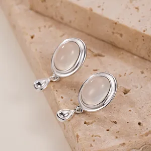 Elegantes pendientes de plata de ley 925 con gema ovalada y colgante de gota para mujer.