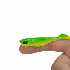 Esca da pesca morbida verde 7cm 2.8g swimbait con brillantini per pesca al persico e all'aperto.