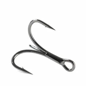 High carbon steel treble fishing hook with sharp barbs for lure fishing and outdoor equipment