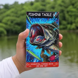 Vista detallada del juego de caja de aparejos de pesca, con diseños de cebos realistas.
