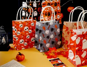 Halloween Mini Kraftpapier Cadeauzakjes voor Snoep en Traktatie Tasjes Assorti Set