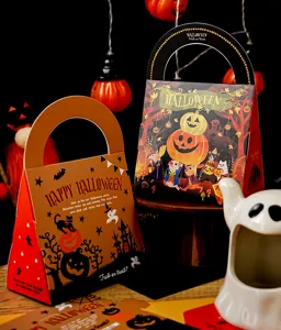 Halloween candy gift boxes with handles, portable paper cookie bags for party favor decor.