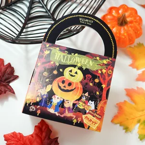 Halloween candy packaging box portable paper gift box for cookies and treats festive party.