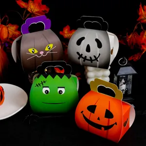 Halloween cartoon candy boxes set, cute pumpkin ghost paper bags for kids party cookie packaging.