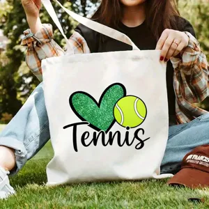 Weisse Segeltuchtasche mit gruenem Glaenzherz Tennisdruck fuer die taegliche Arbeit Schule.