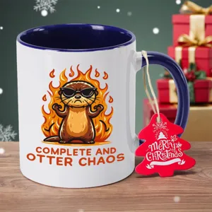 Schattige otter keramische koffiemok met blauw handvat, uniek dierlijk ontwerpcadeau.