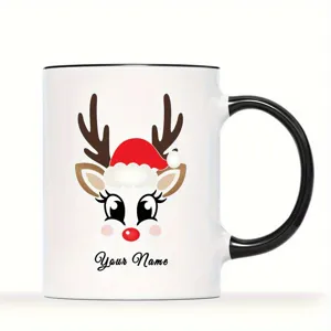 Gepersonaliseerde kerstreindeer koffiemok met eigen naam voor feestelijke cadeaus en thuis gebruik.