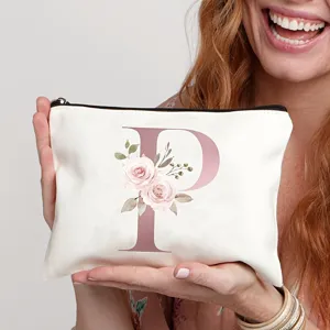 Personalisierte Canvas Kosmetiktasche mit Buchstabe P und Blumenmuster, stylisches Etui.