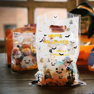 Sac de friandises en plastique d'Halloween avec motifs de citrouilles et fantômes