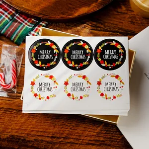Weihnachten runde Siegelaufkleber mit niedlichem Kranzdesign fuer Geschenke Dekoration.