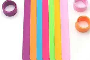 Bunte Silikon-Schnapparmbänder, mehrfarbige Armbänder für Kinder und Erwachsene Dekompression.