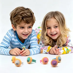 Mignon anneau de xiao long bao de simulation en caoutchouc souple PVC jouet pour enfants.