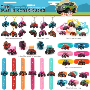 Niños monstruo camión fiesta juguete conjunto 42pcs dibujos animados PVC llaveros pulseras