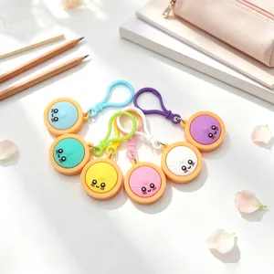 Schattige simulatie xiao long bao sleutelhanger, kleurrijke PVC zachtrubberen tas bedel hanger.