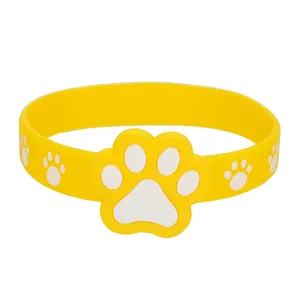 Süßes Katzen Hunde Pfoten Silikon Armband, niedliches Cartoon Armband für Kinder.
