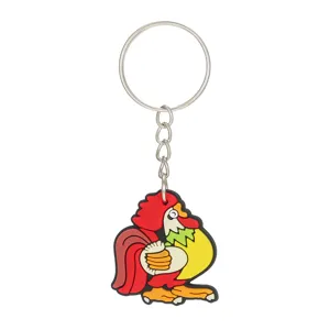 Süßer Cartoon Hahn PVC Schlüsselanhänger Detailansicht, ideal für Taschen und Geschenke.