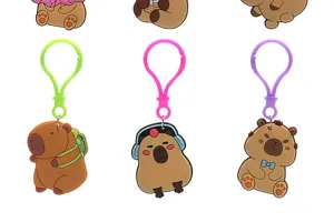 Süßes Capybara PVC weiches Gummi Schlüsselanhänger Detail bunte Cartoon Zubehörteile.